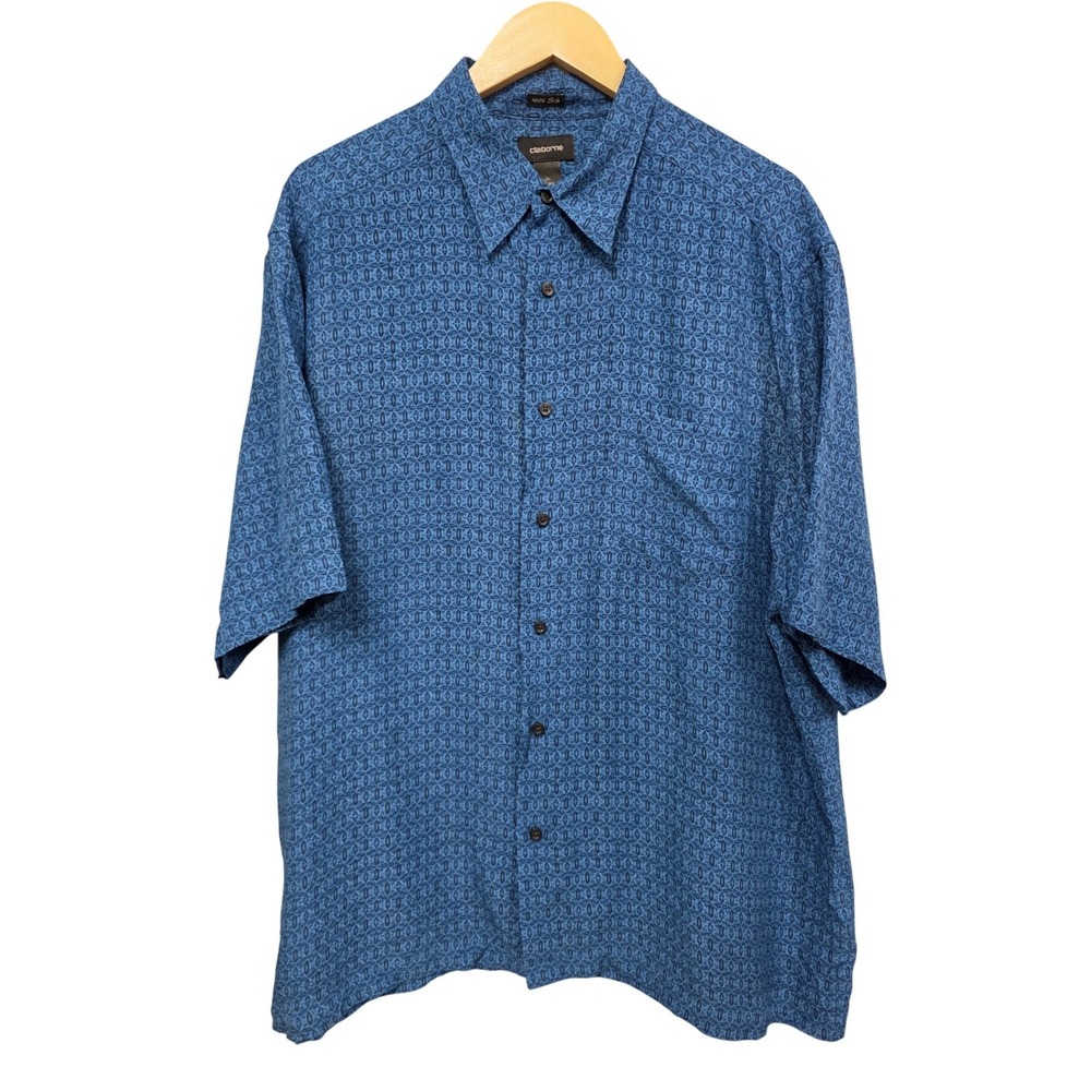 Claiborne 100% Silk Button Up Mens XL Blue Pattern Short Sleeve Casual Shirt EUC